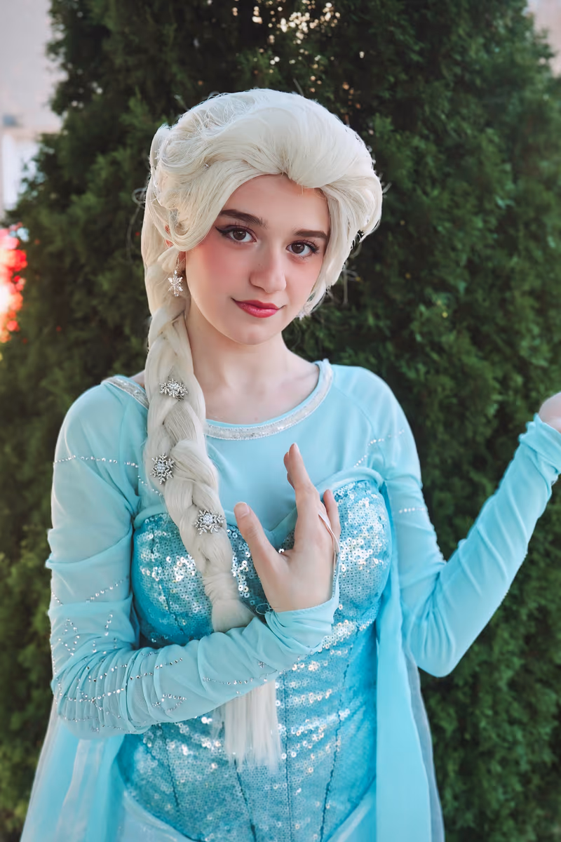 Elsa performer in her ice-blue gown | Magic At My Door